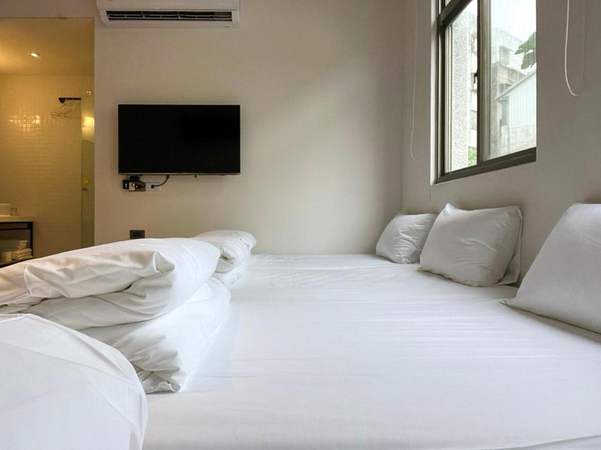 Light Hostel Hualien Extérieur photo