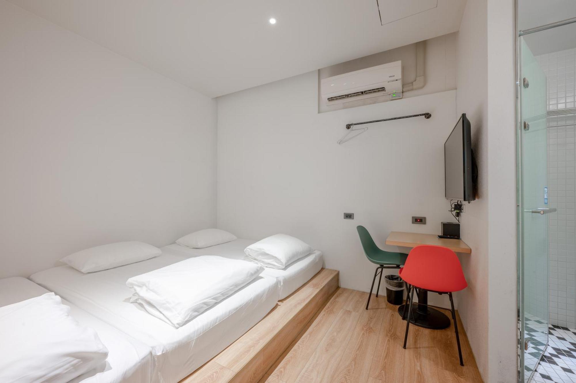 Light Hostel Hualien Extérieur photo