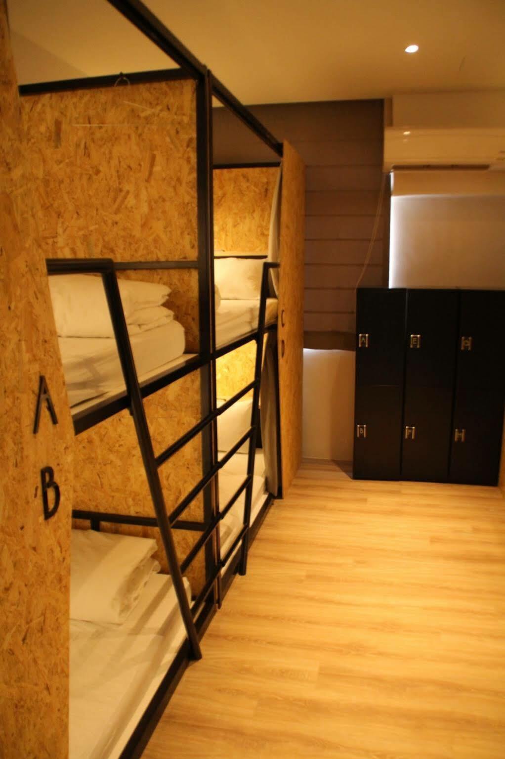 Light Hostel Hualien Extérieur photo